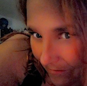 Meet your Posher, Ayres